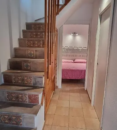 Casa Di Gio' شقة سان تيودورو